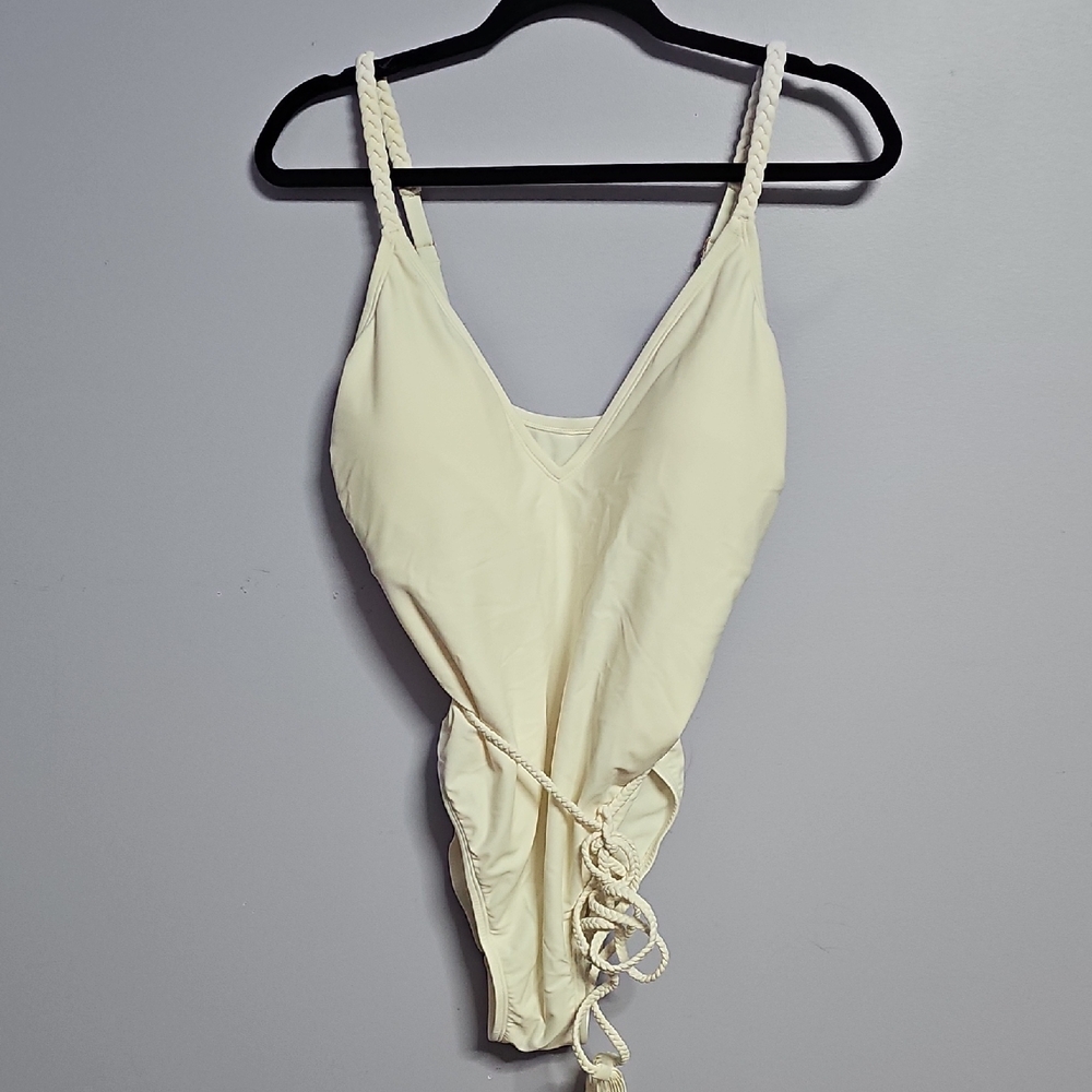 Shade &‎ Shore Cream One Piece Swimsuit with Belt